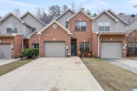 408 HIGHLAND COVE DRIVE HOOVER AL 35226