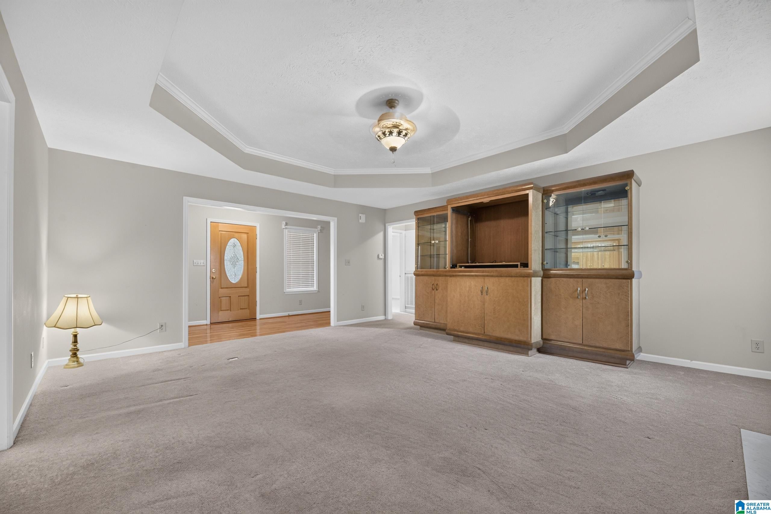 500 4TH STREET NE