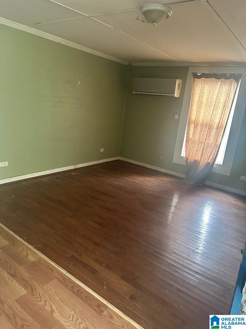 407 JACKSON AVENUE W