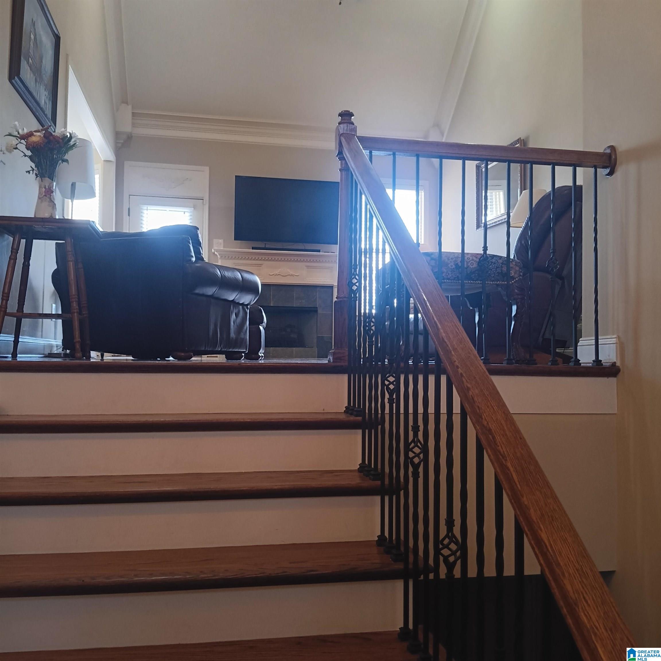 138 FARMINGDALE DRIVE