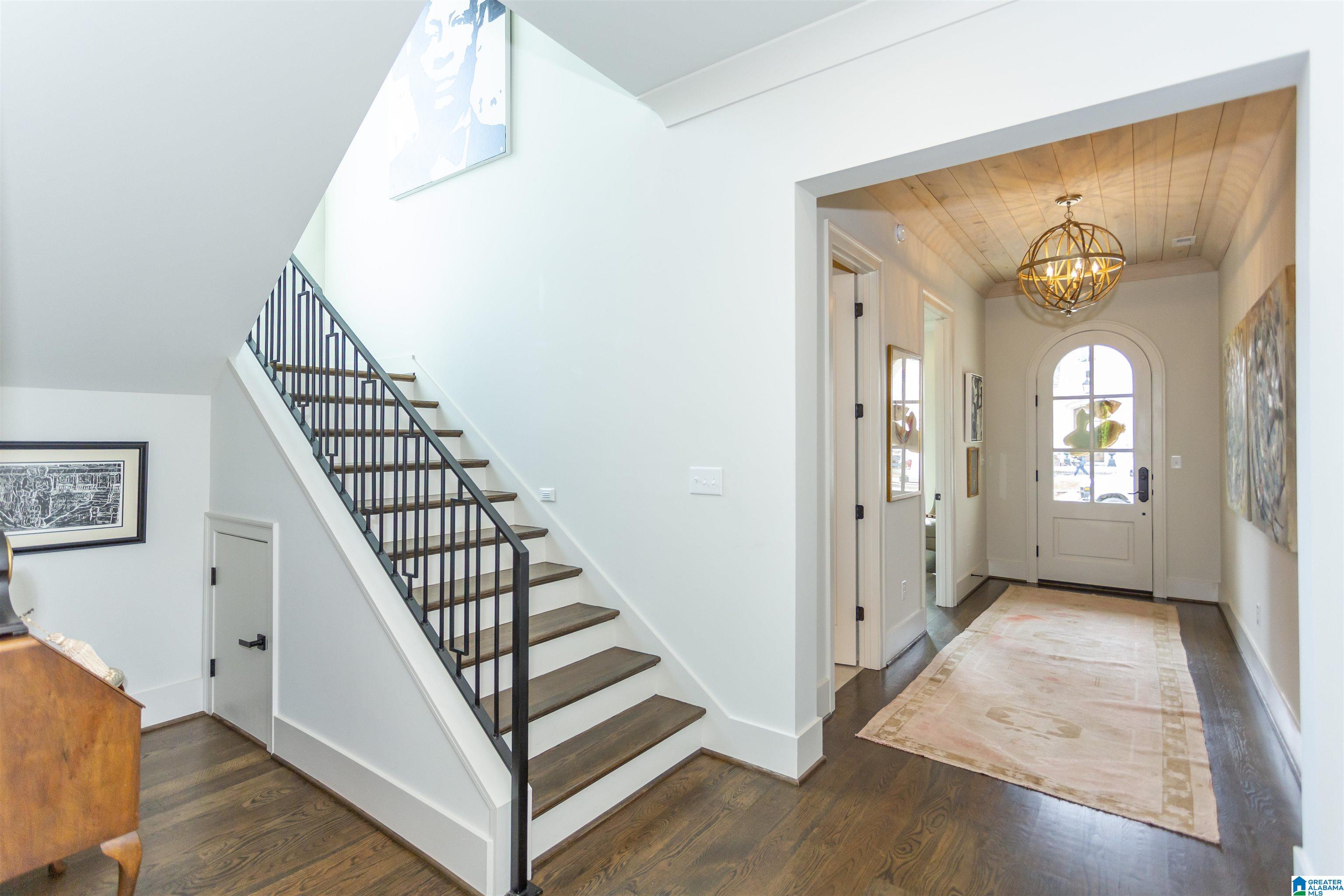 2212 WALNUT HILL DRIVE