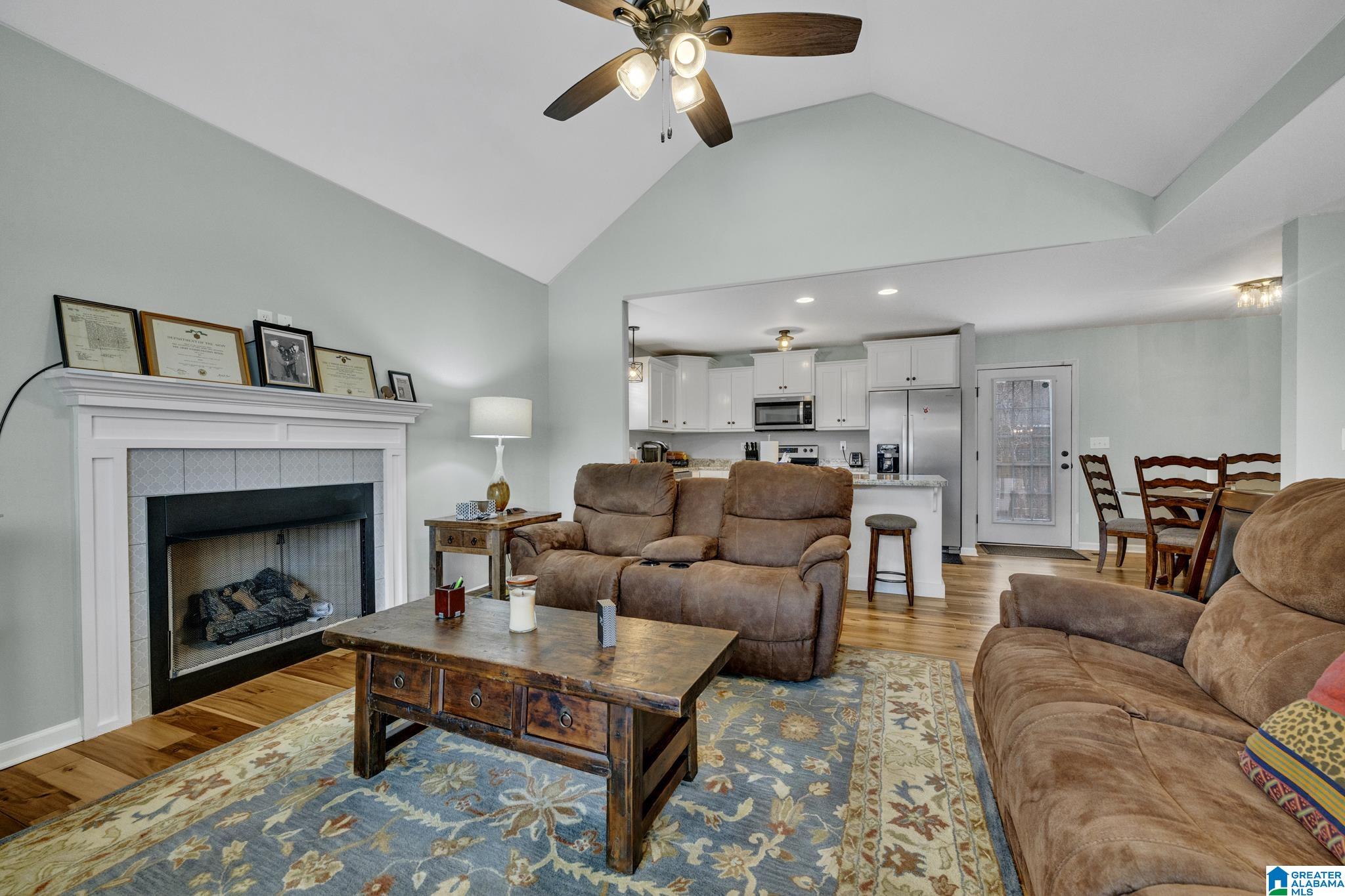 118 WHISPERING PINES DRIVE
