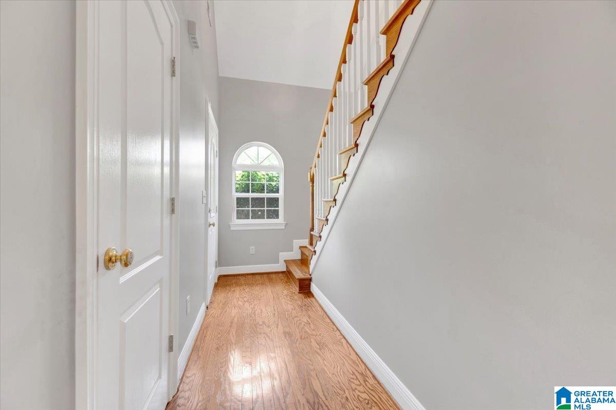 101 FAIRVIEW LANE