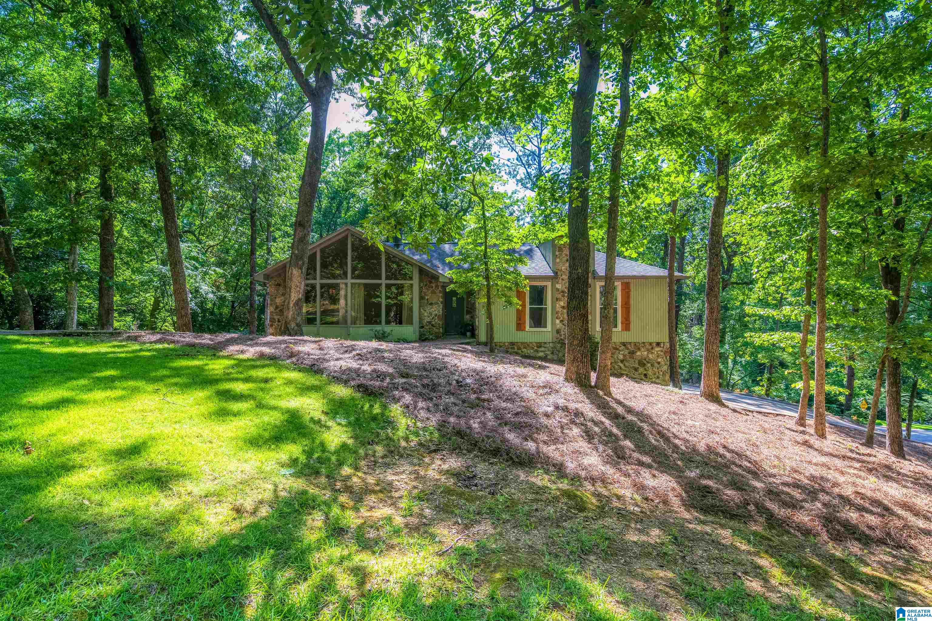 Photo 1 of 48 — 1928 INDIAN LAKE DRIVE, BIRMINGHAM, AL 35244