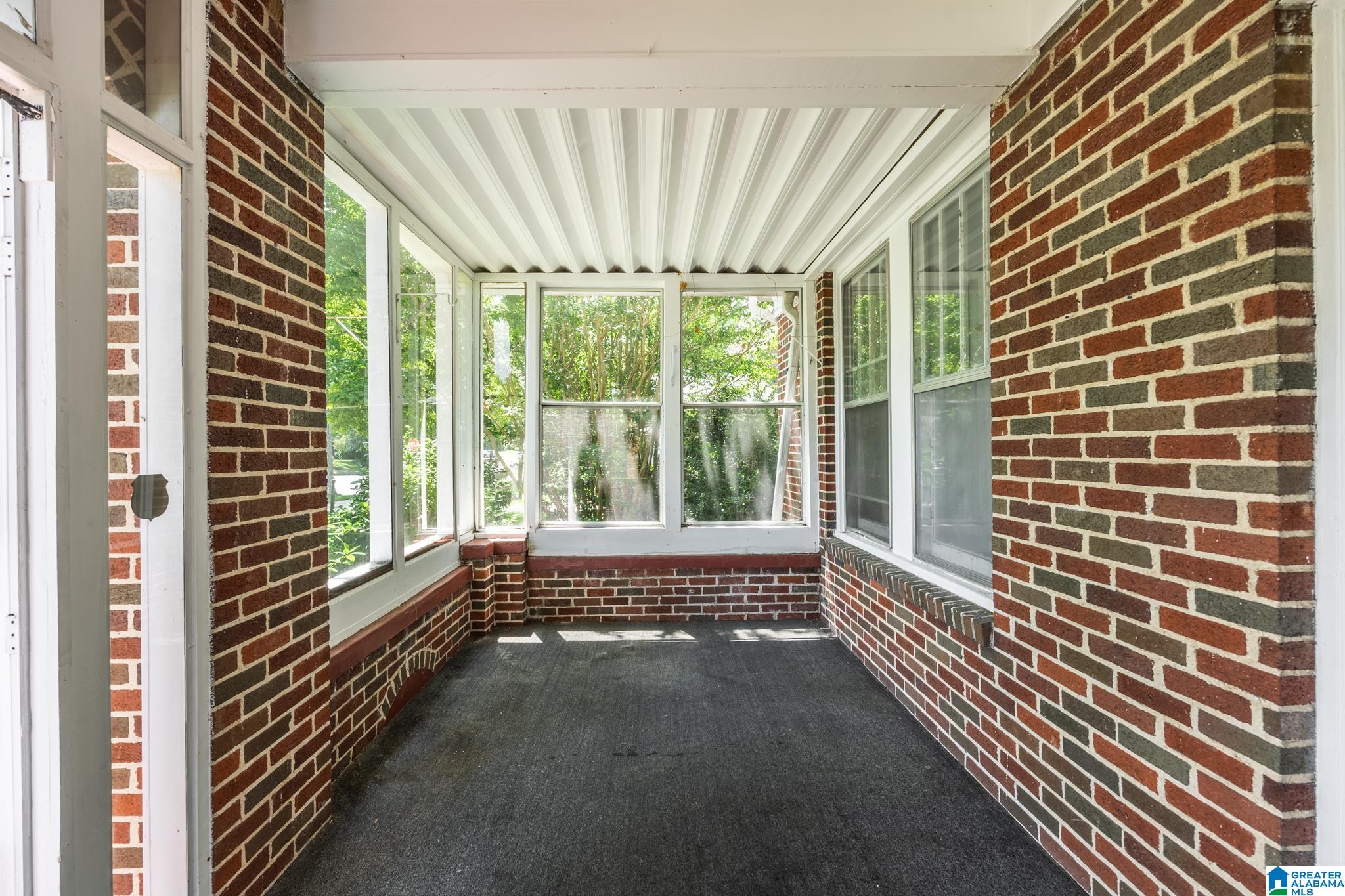 1504 CHRISTINE AVENUE
