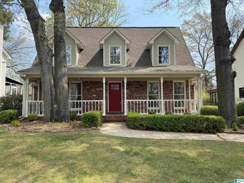 516 OXFORD CIRCLE HOMEWOOD AL 35209