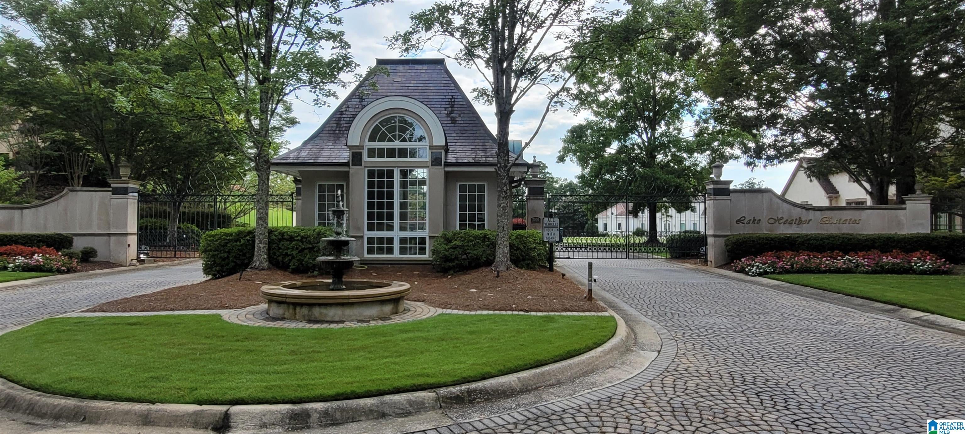2000 LAKE HEATHER DRIVE