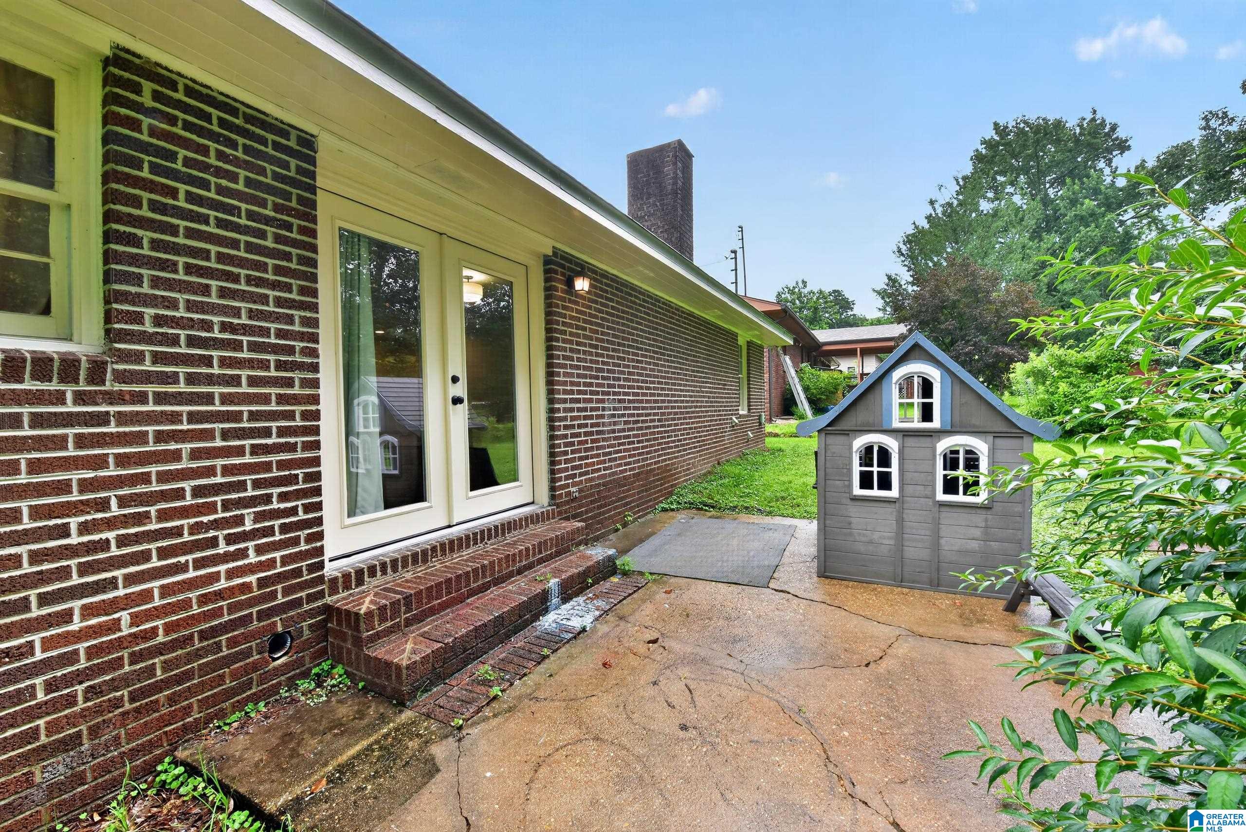 2485 VALLEY VIEW LANE
