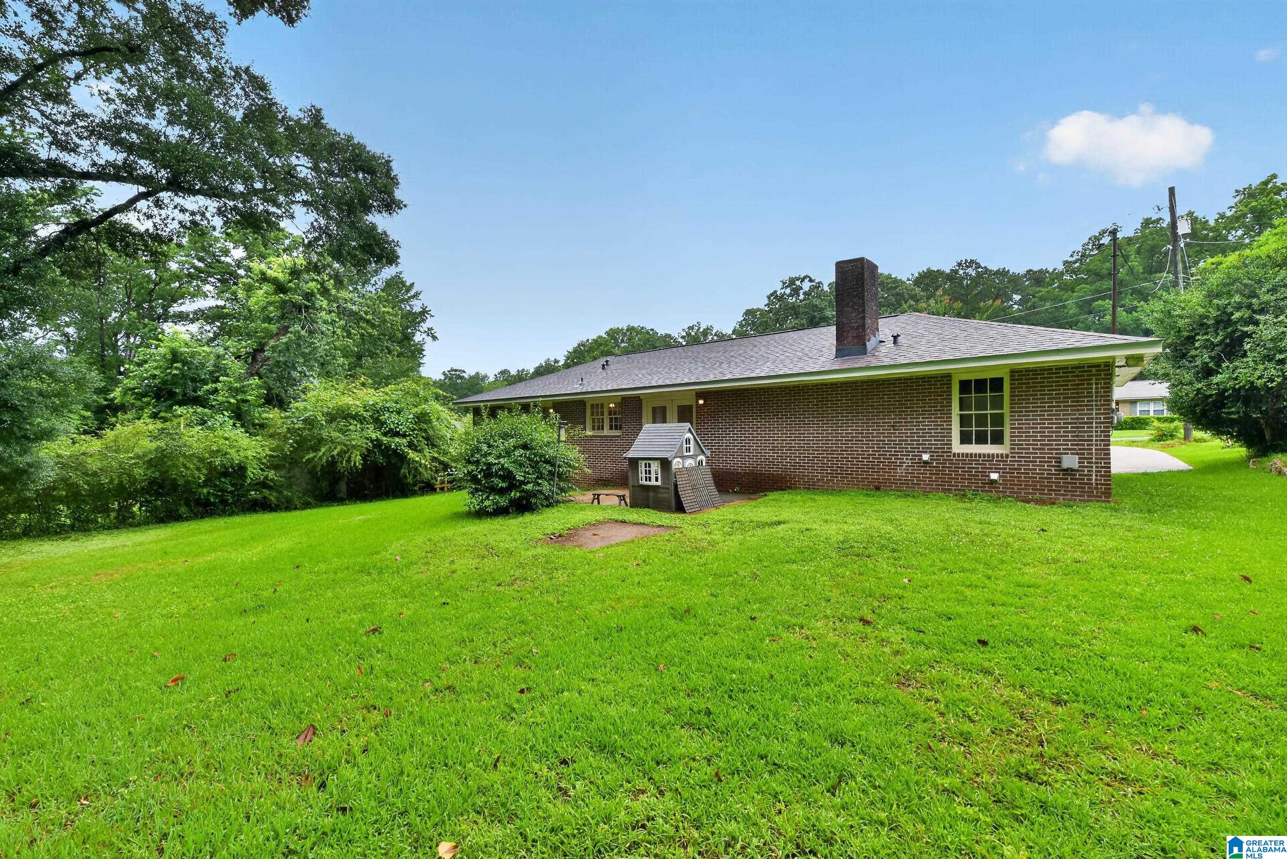 2485 VALLEY VIEW LANE
