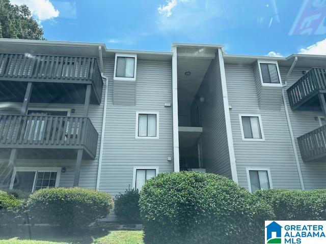 1303 WOODLAND VILLAGE 1303