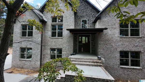 2133 GREY OAKS TER, PELHAM, AL 35124 - Image c7e40357791fc16a8a60b54b64f46c09/1918656197