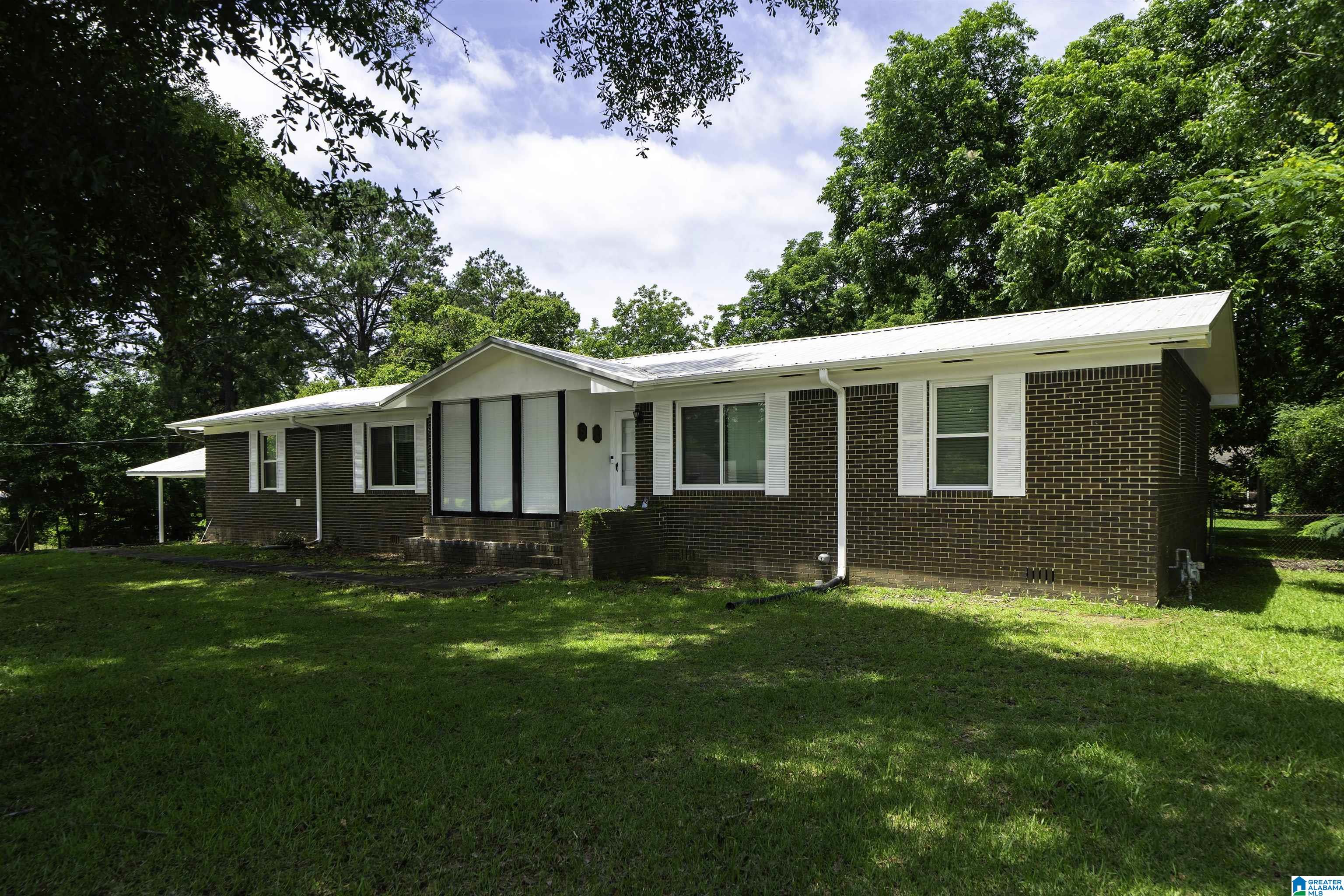1125 JACKSON DRIVE