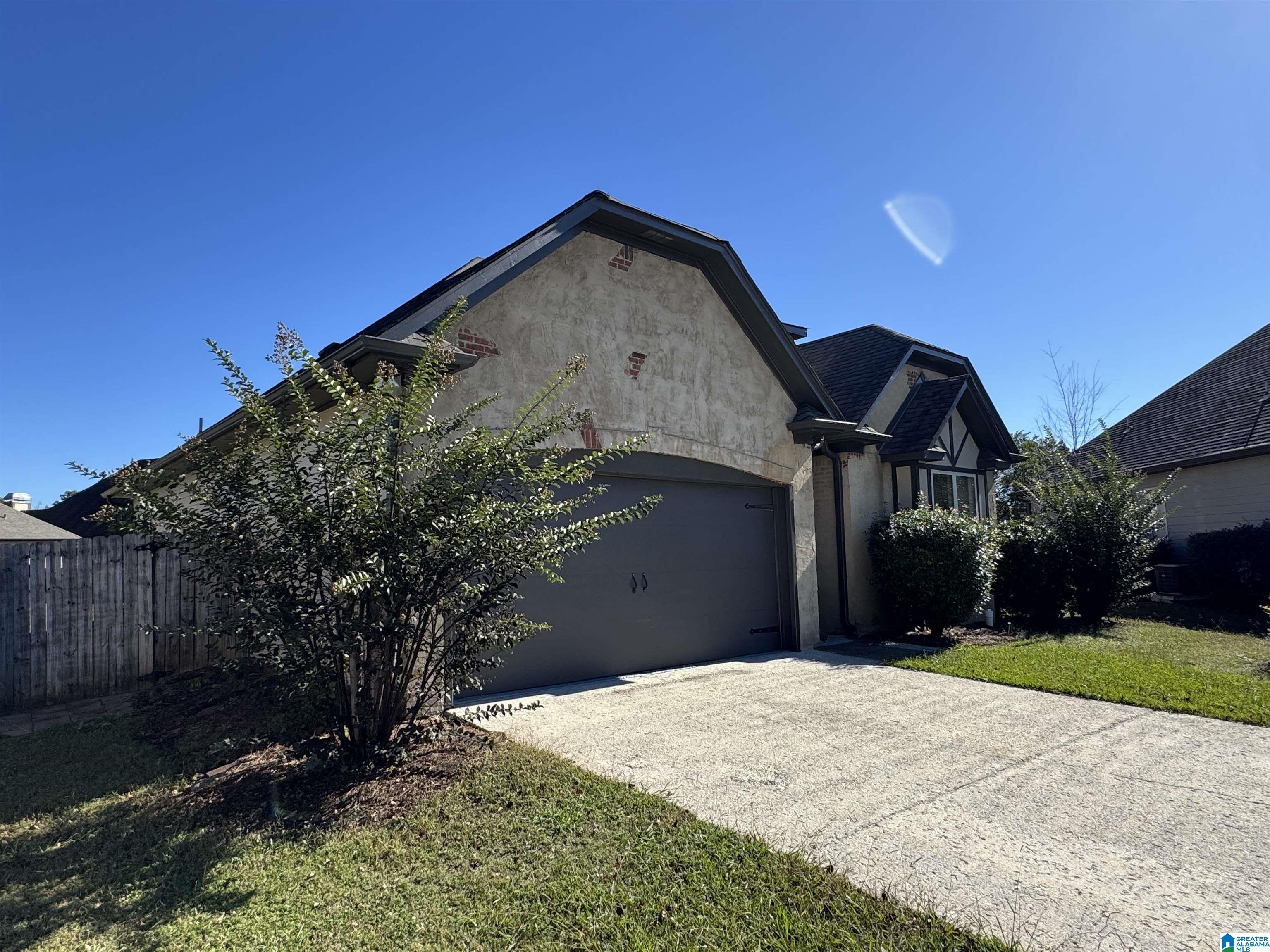 2312 DUNBAR CIRCLE