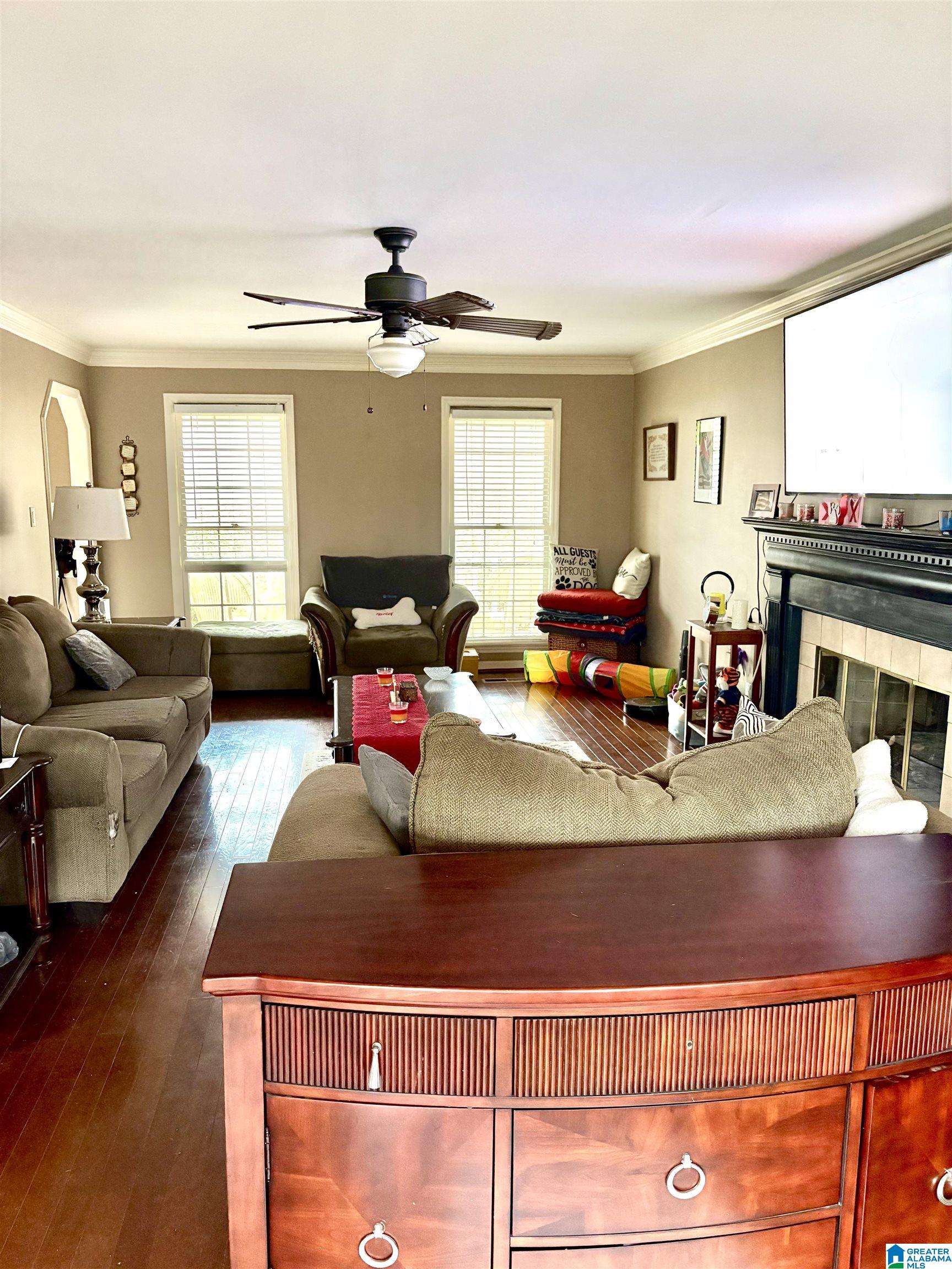 1209 HIGHPOINT CIRCLE