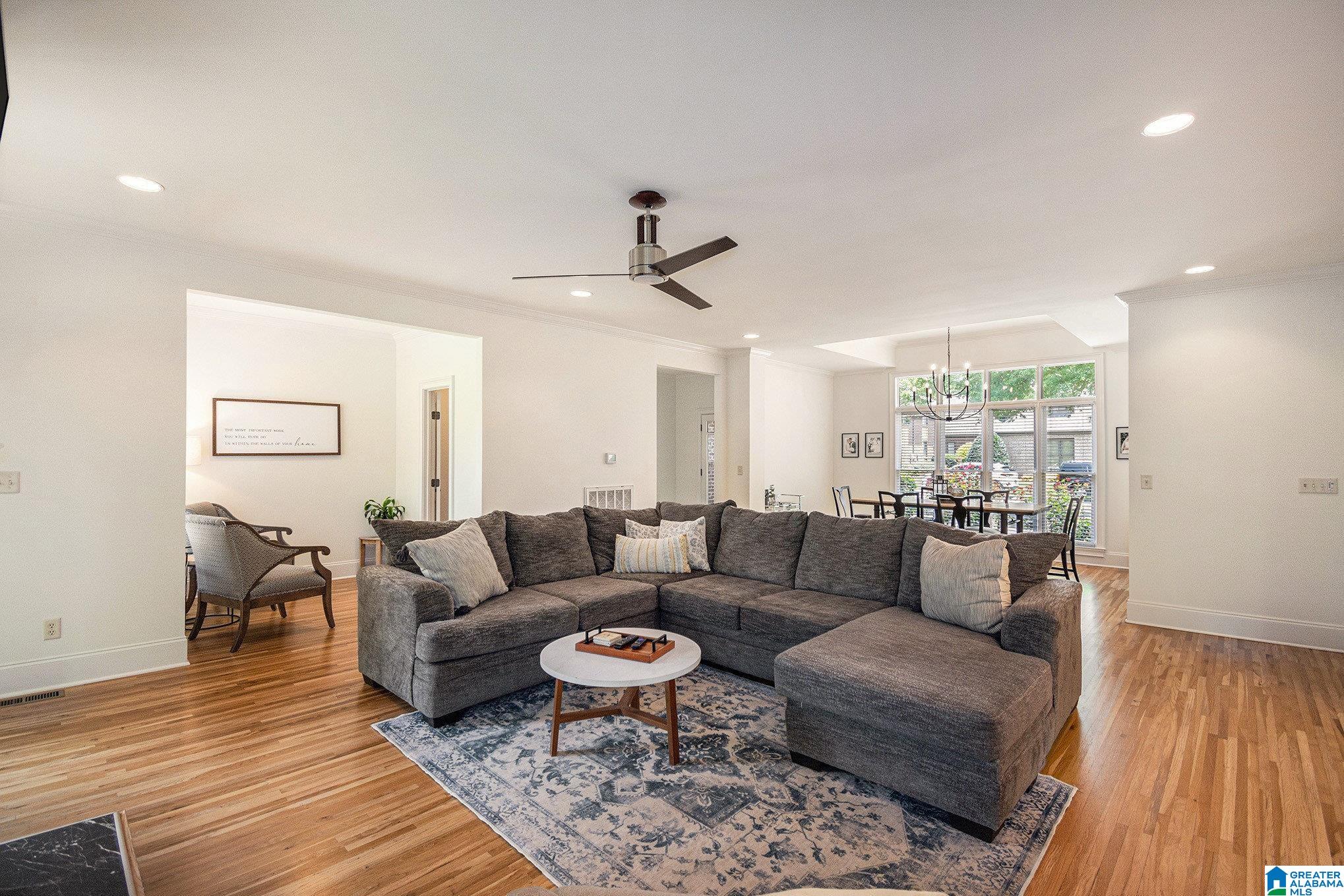 5707 CHESTNUT TRACE