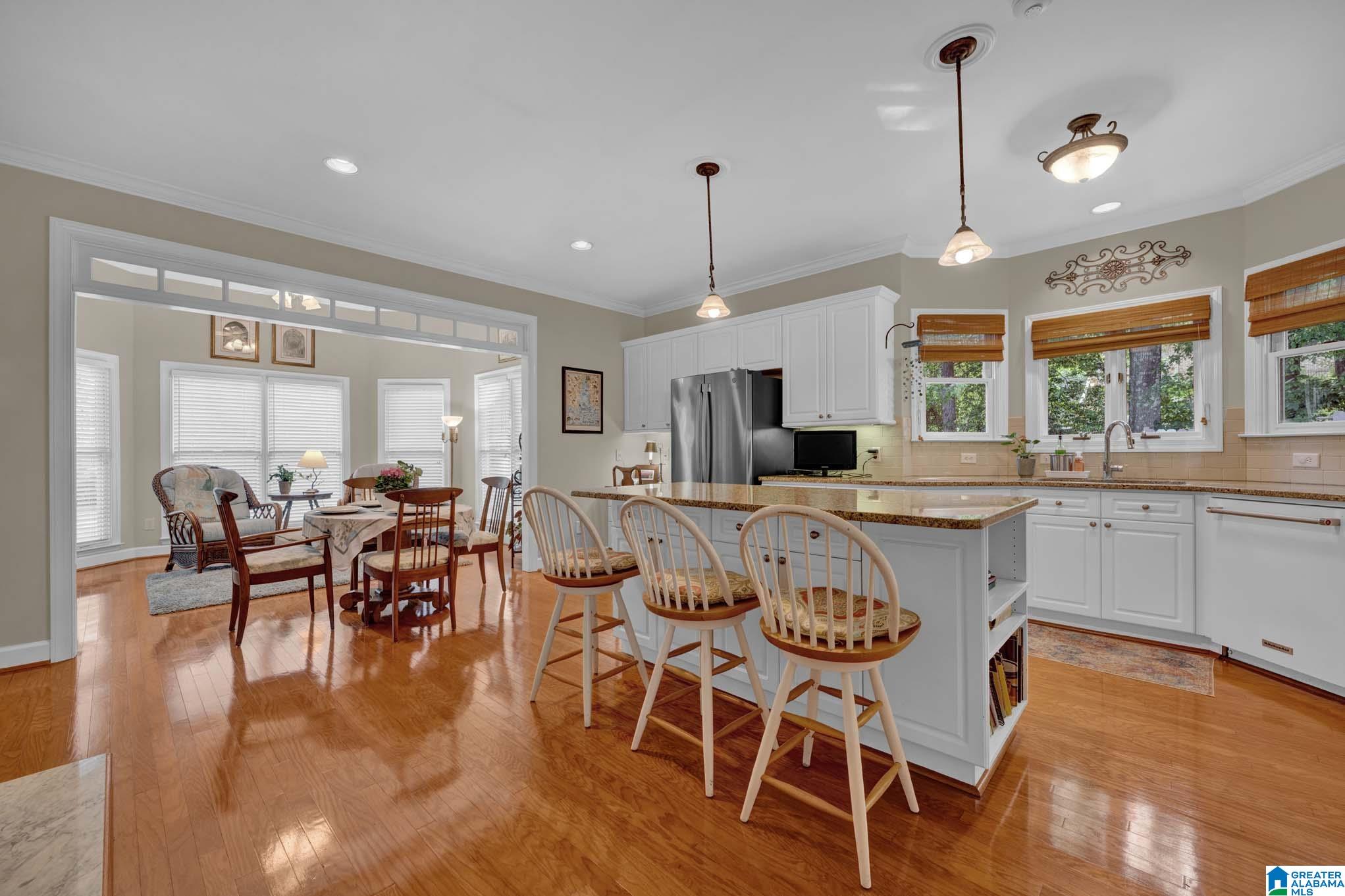 325 ARROWHEAD LANE