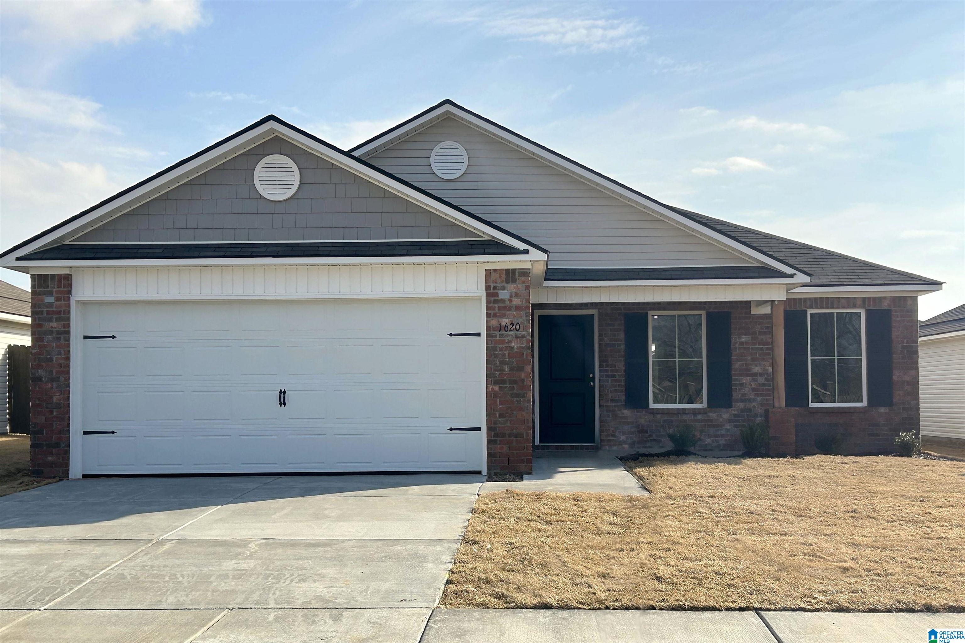 Photo 1 of 17 — 1620 DRYDEN STREET SOUTHEAST, CULLMAN, AL 35055