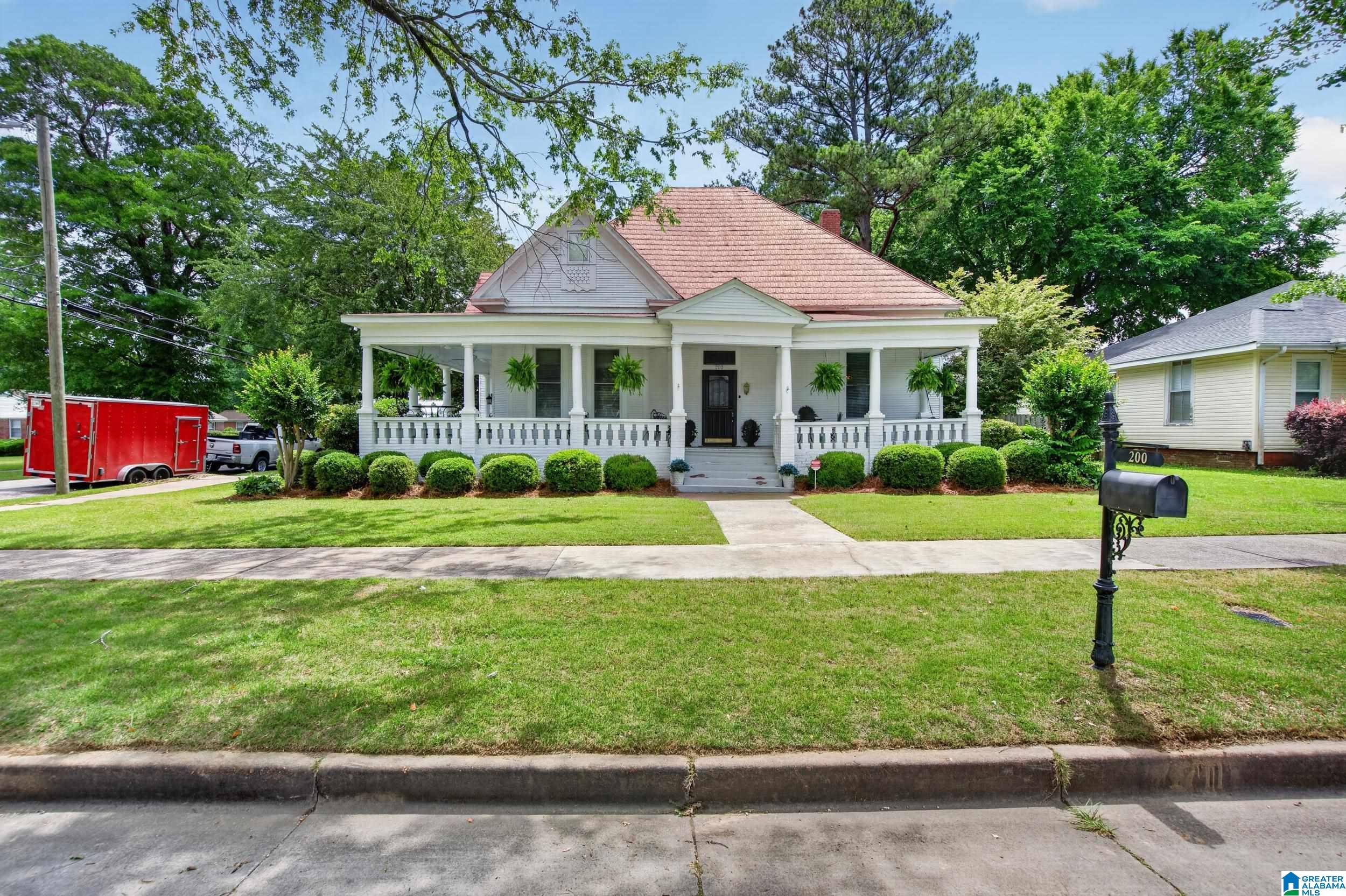 200 S NORTON AVENUE