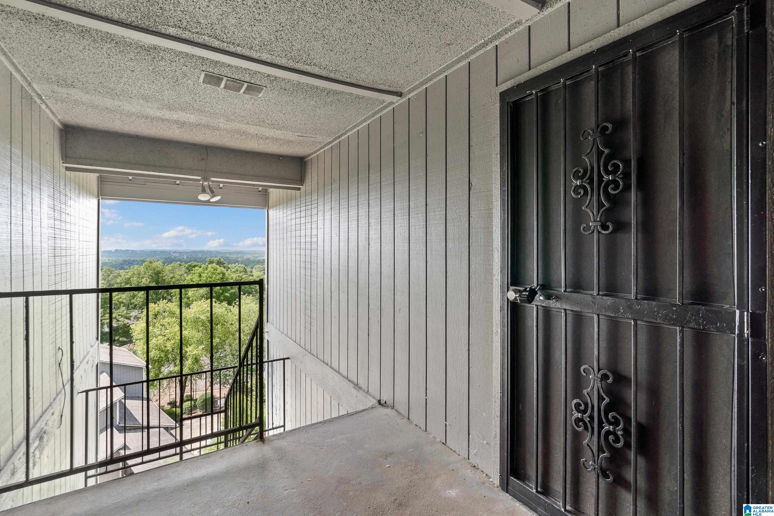 422 SKYVIEW DRIVE H