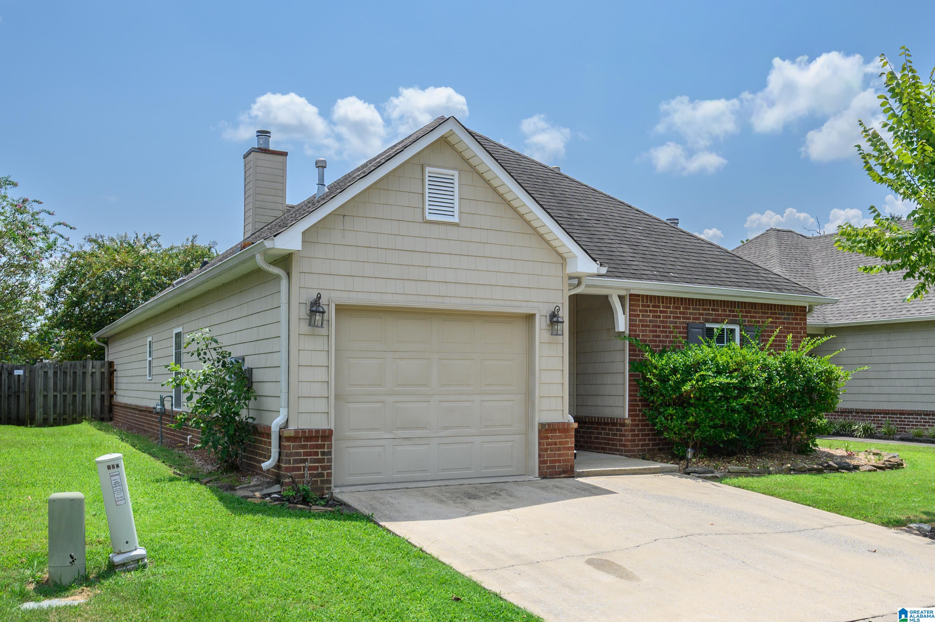 109 HOLLAND TRAIL