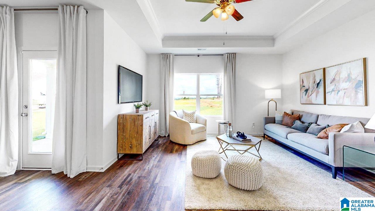 553 BOXWOOD BEND