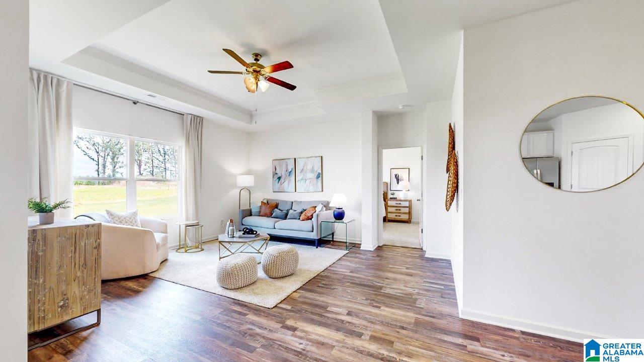 553 BOXWOOD BEND