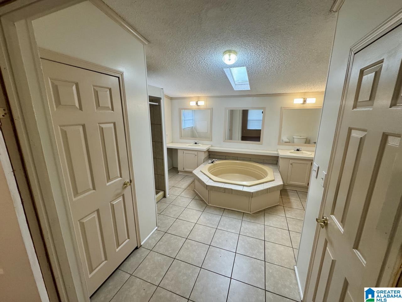 408 GEORGIA LOOP