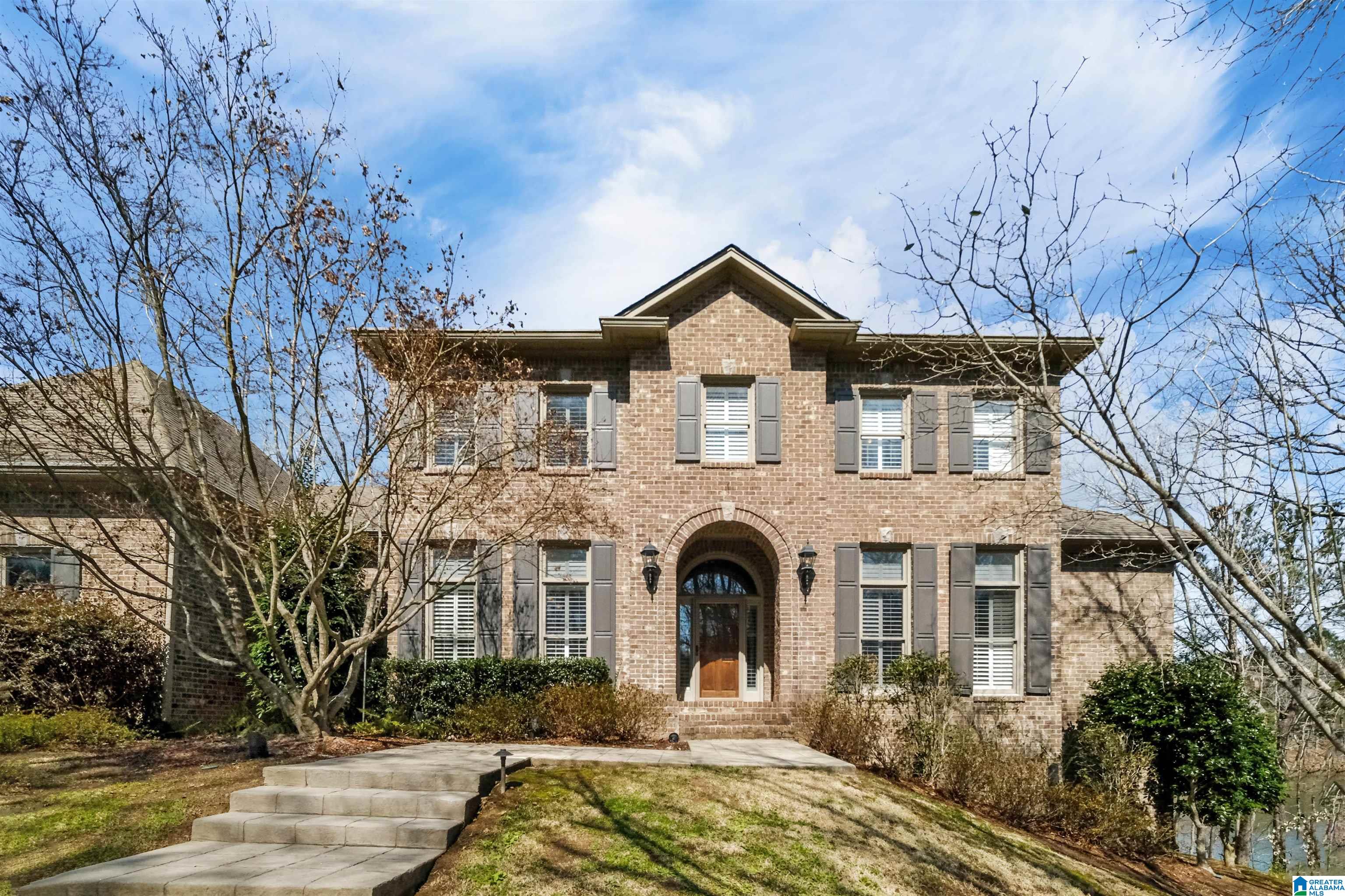 800 LAKE COLONY CIRCLE