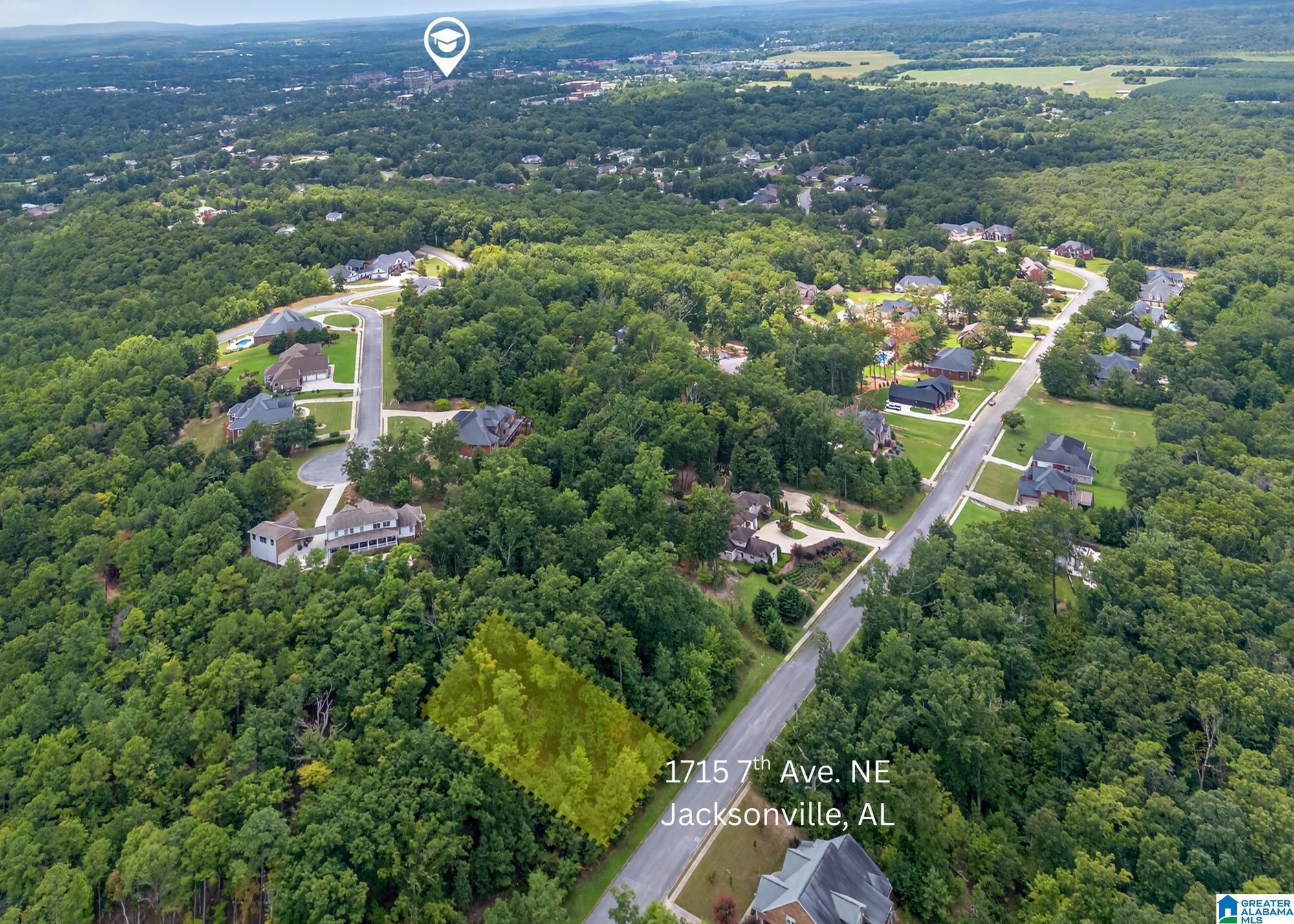 Photo 1 of 11 — 1715 7TH AVENUE NE 22, JACKSONVILLE, AL 36265