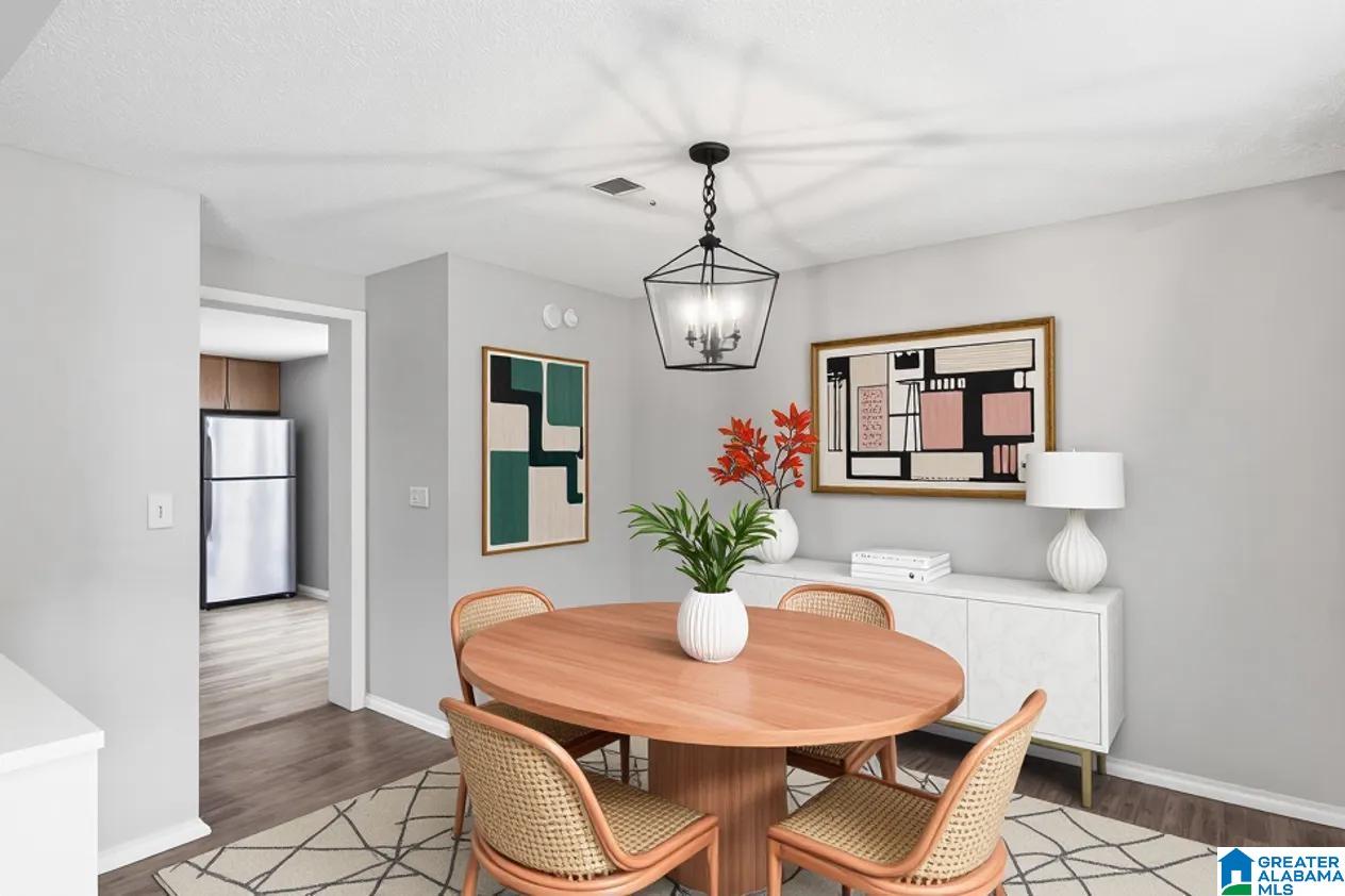 1256 GLENRIDGE LANE