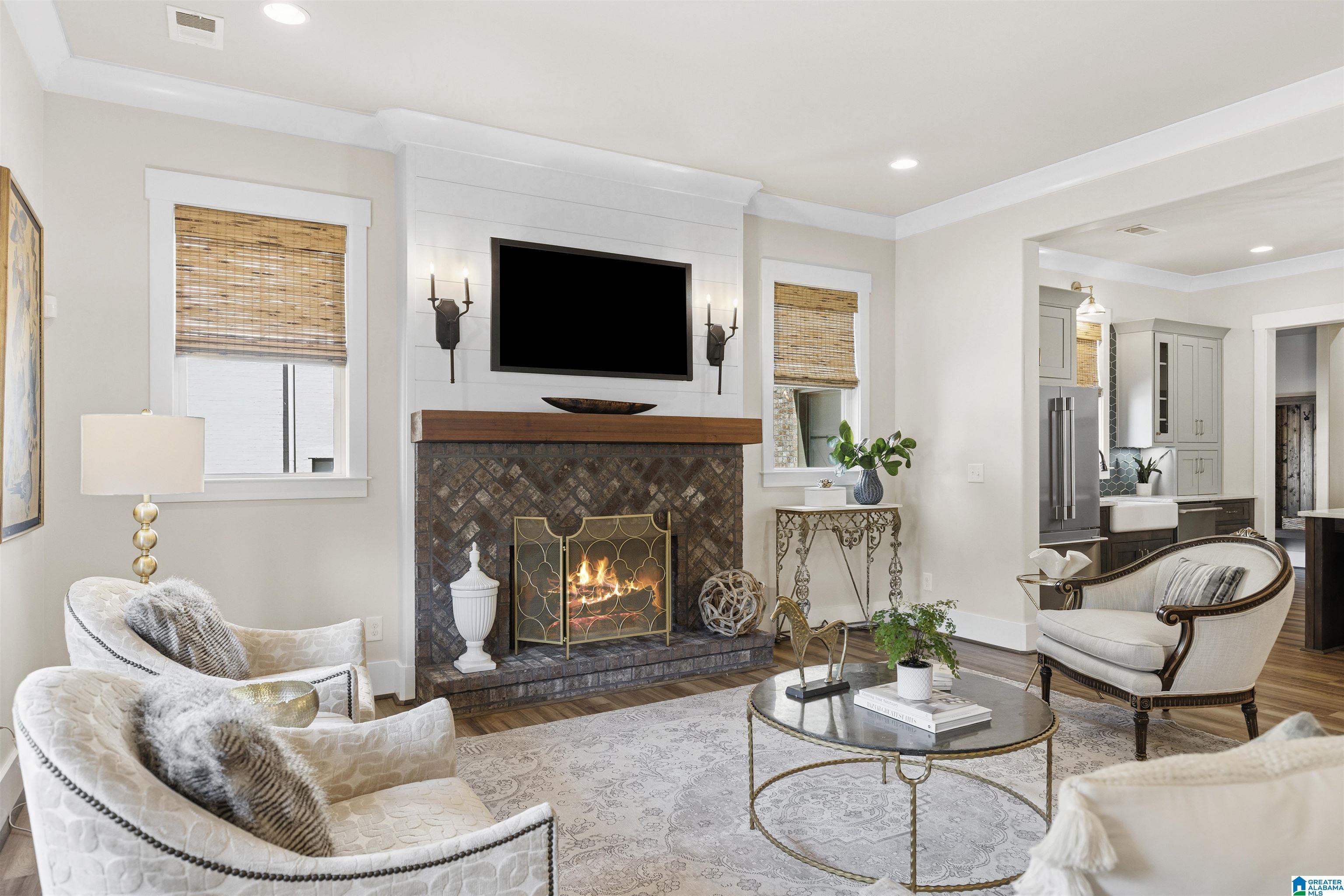 3320 SOUTHBEND CIRCLE