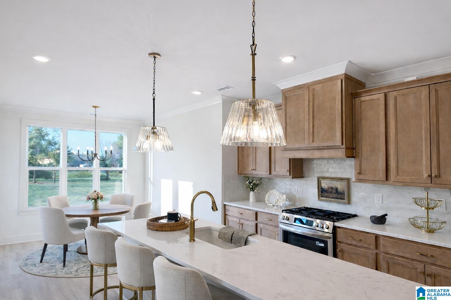 306 LAKE CREEK DRIVE