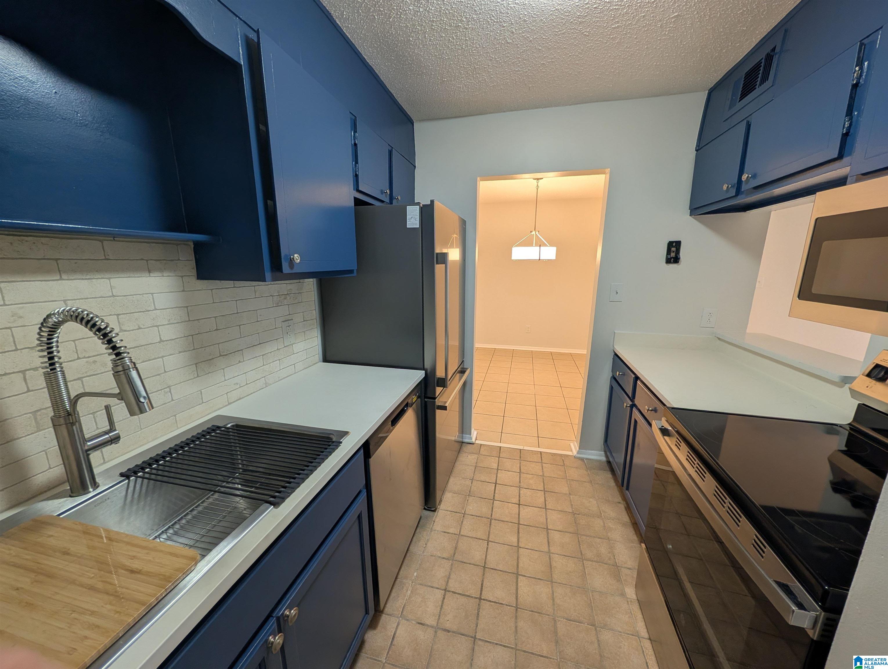 1101 WOODLAND VILLAGE 1101