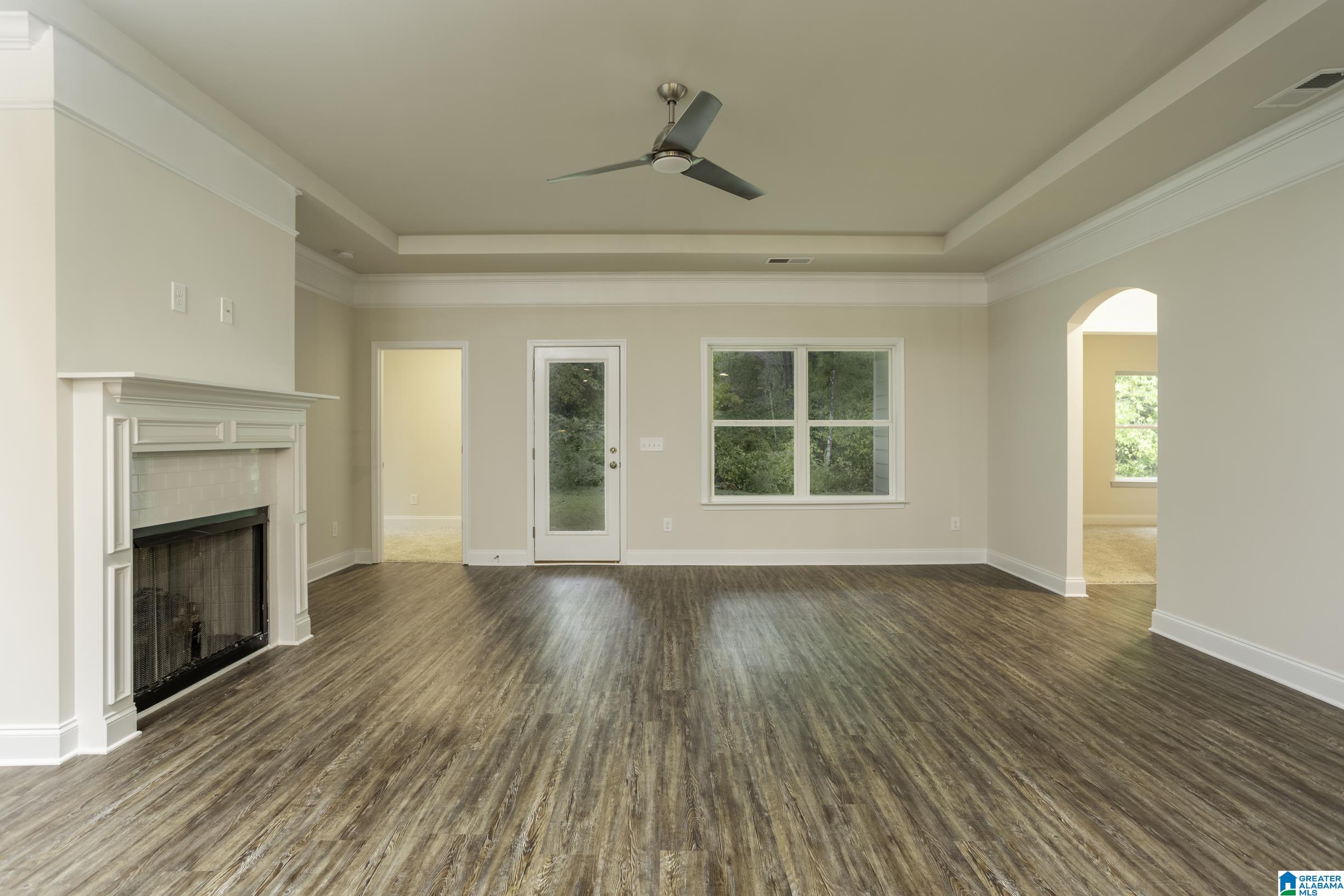 1113 BIRCHWOOD LANE