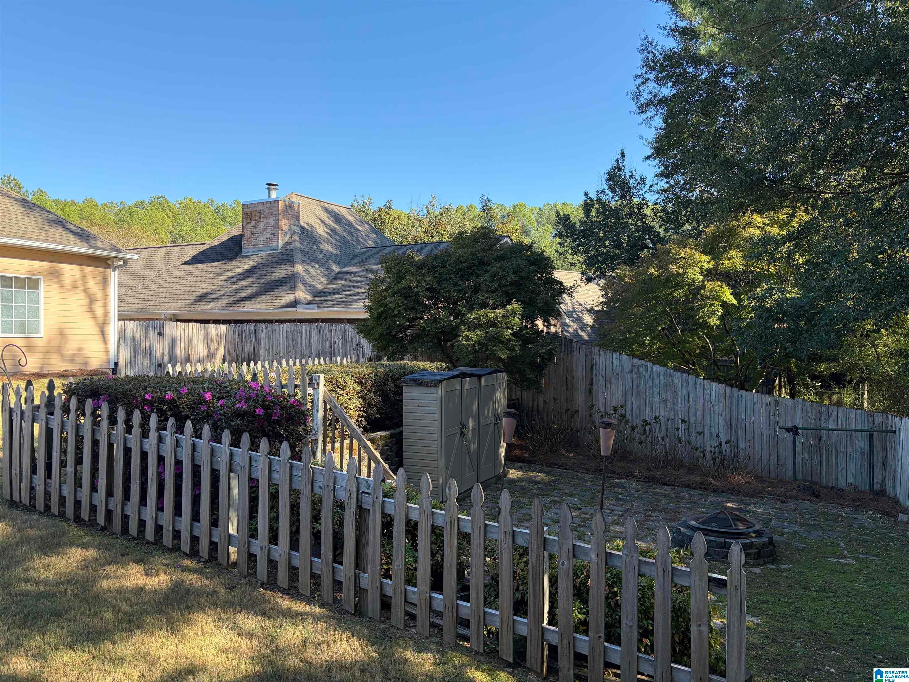 114 CREDEN PLACE