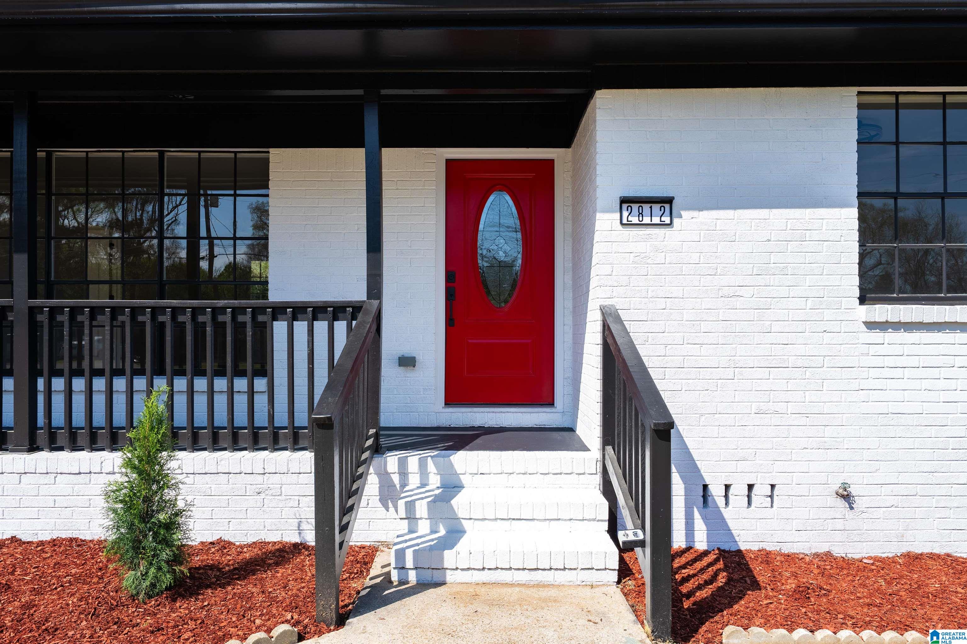2812 EMERALD AVENUE
