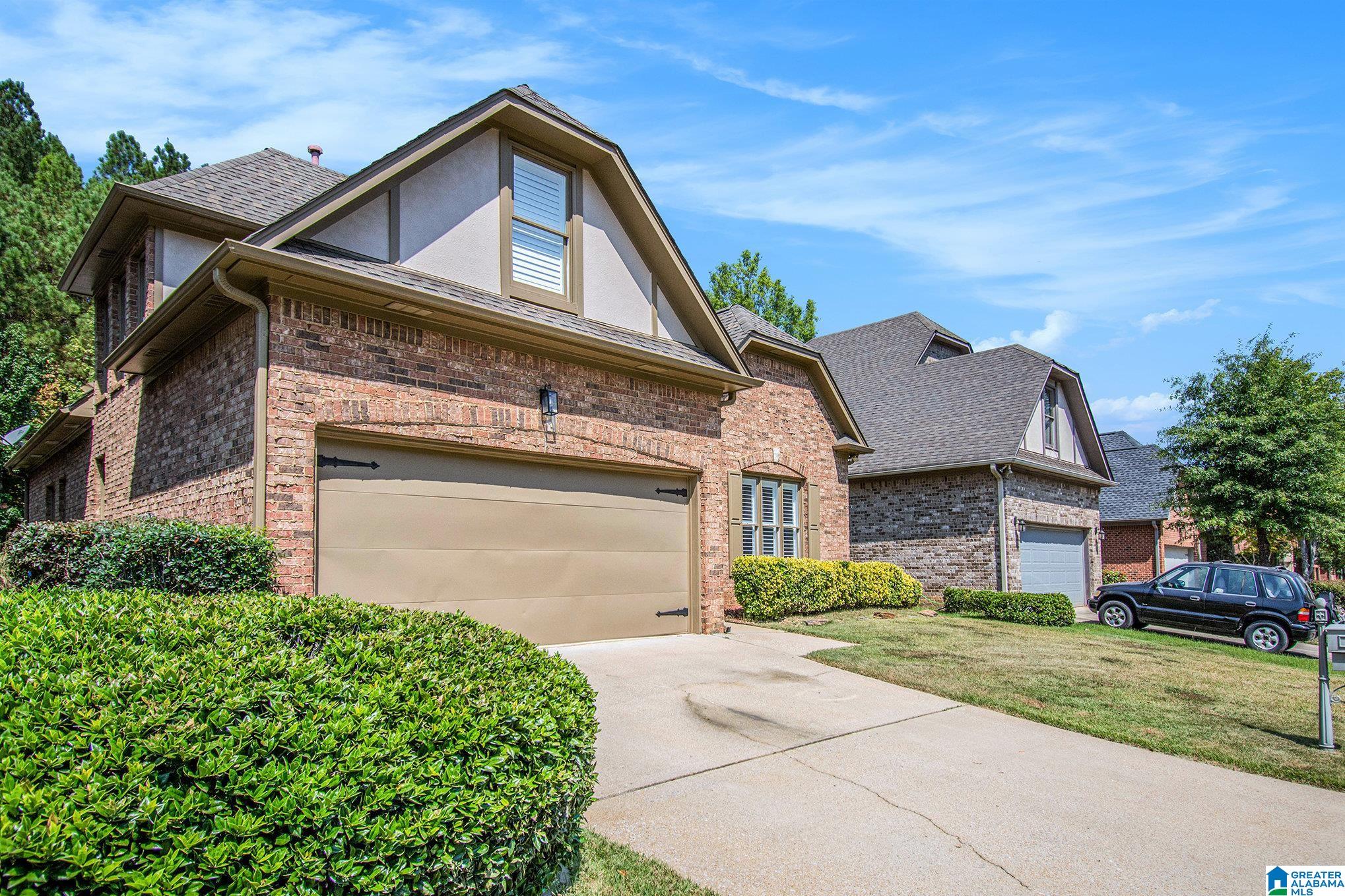 5569 PARK SIDE CIRCLE