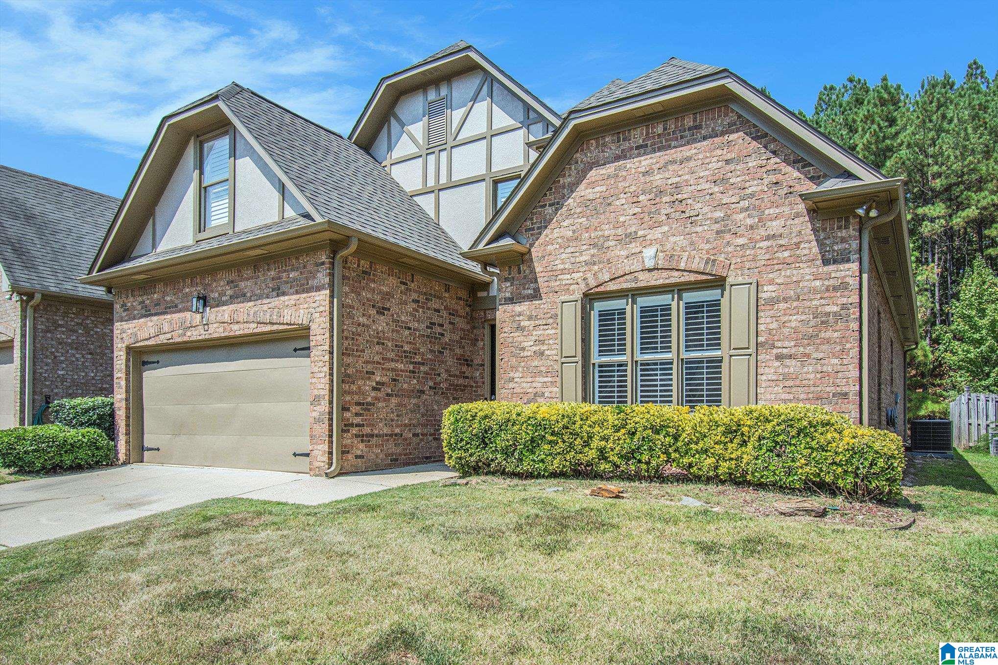 5569 PARK SIDE CIRCLE