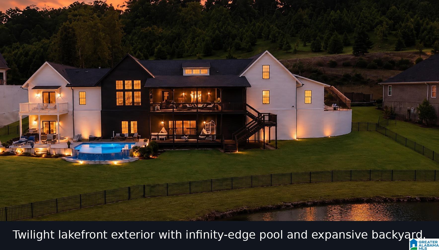 2116 BLACKRIDGE ROAD