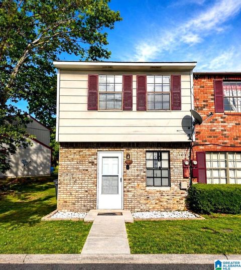 1911 SPRINGLAKE COURT BIRMINGHAM AL 35215