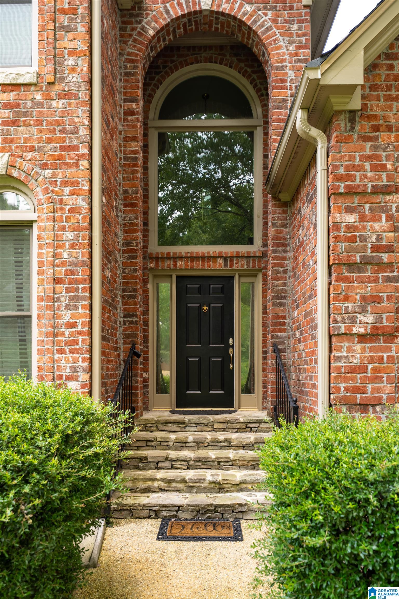 2083 BANEBERRY DRIVE