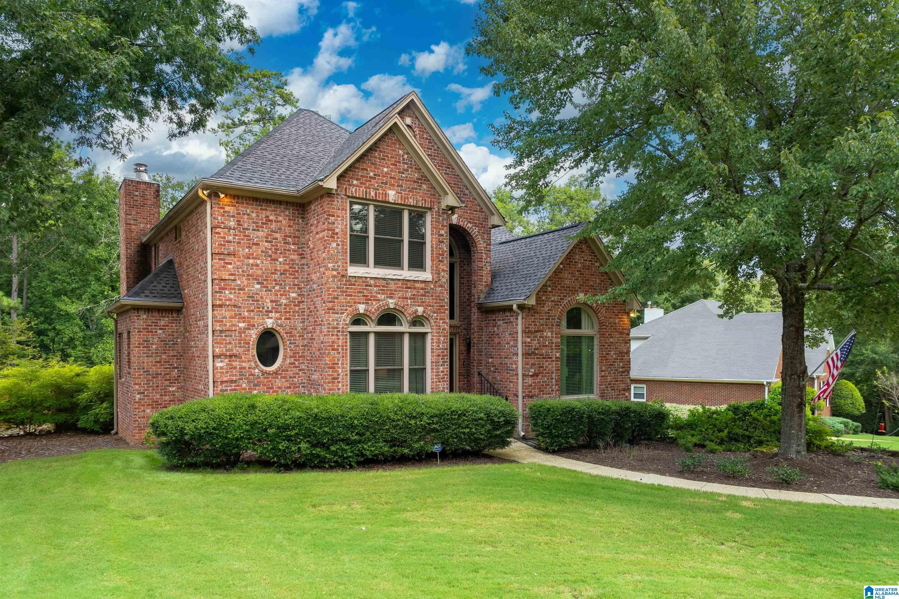 2083 BANEBERRY DRIVE