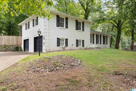 Photo of 1345 Winola Lane, BIRMINGHAM, AL 35235 (MLS # 21464256)