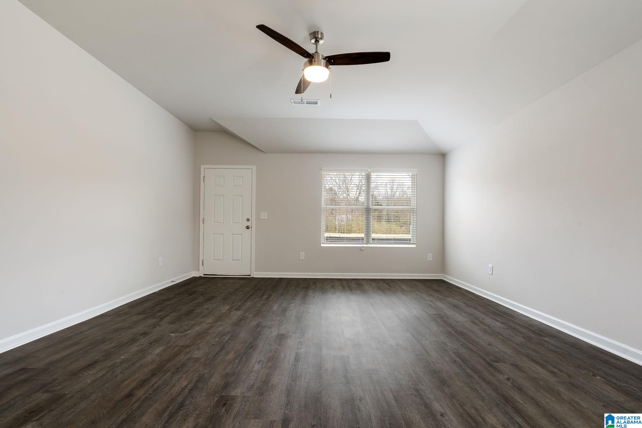 832 ASHFORD DRIVE