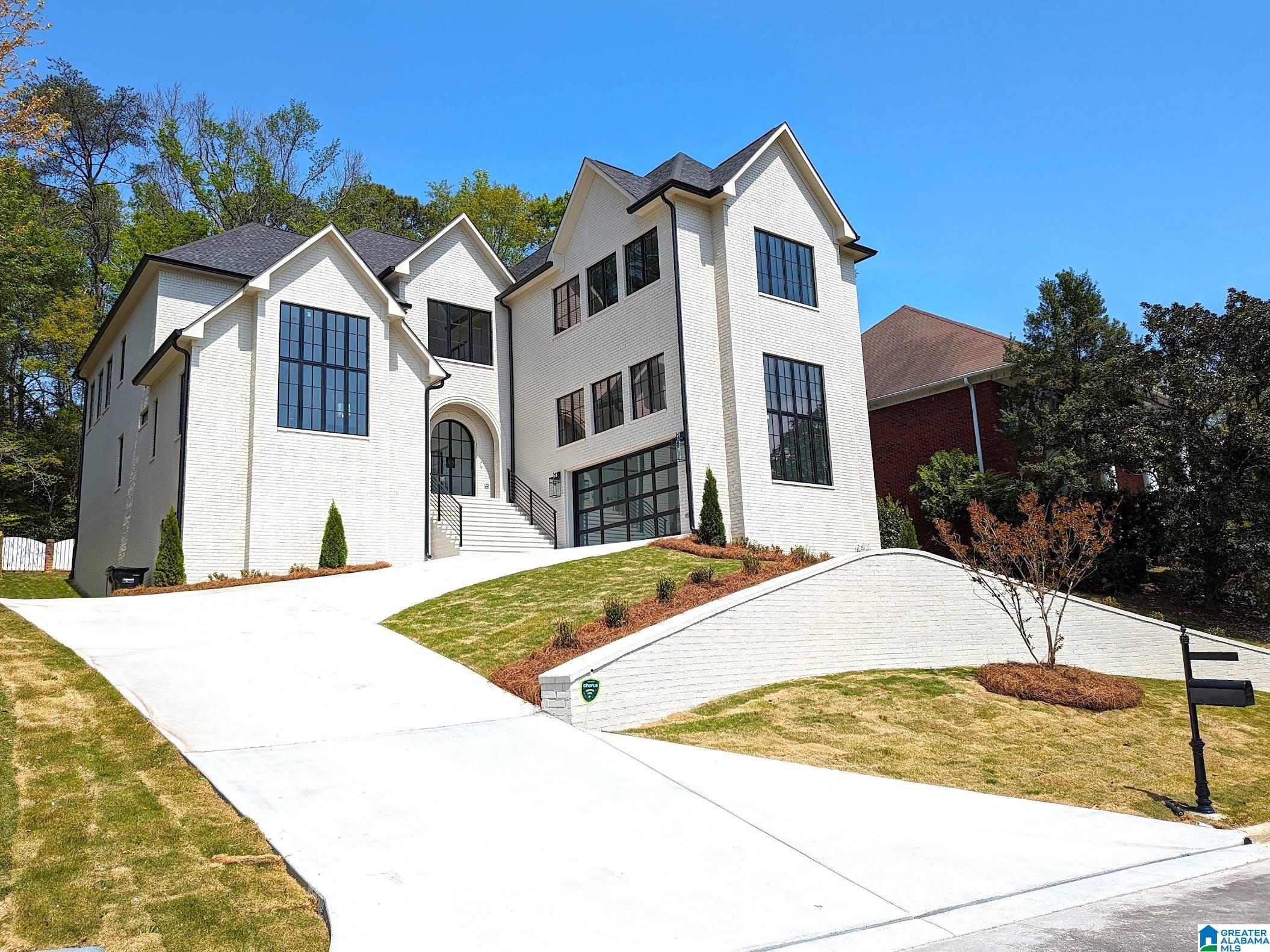 2210 STERLINGWOOD DRIVE