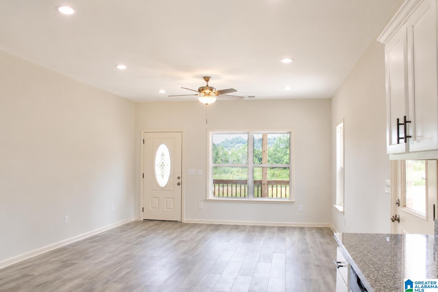 25 EDIE STREET - Photo 3