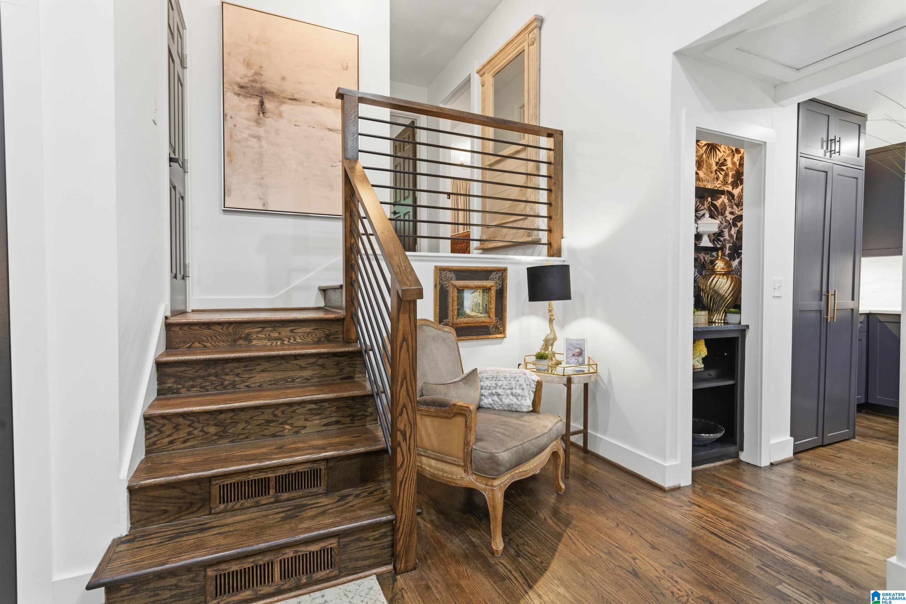 151 W GREEN 151