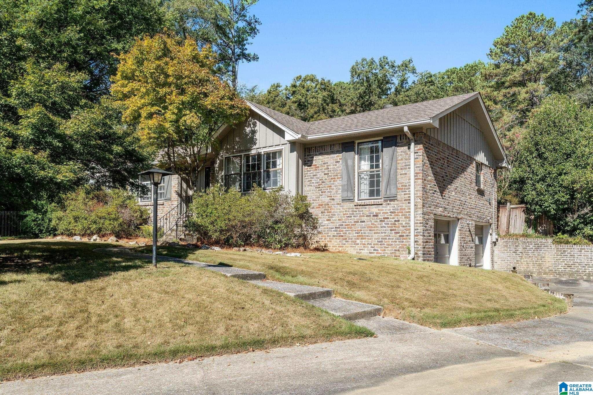 2718 ALTADENA LAKE DRIVE