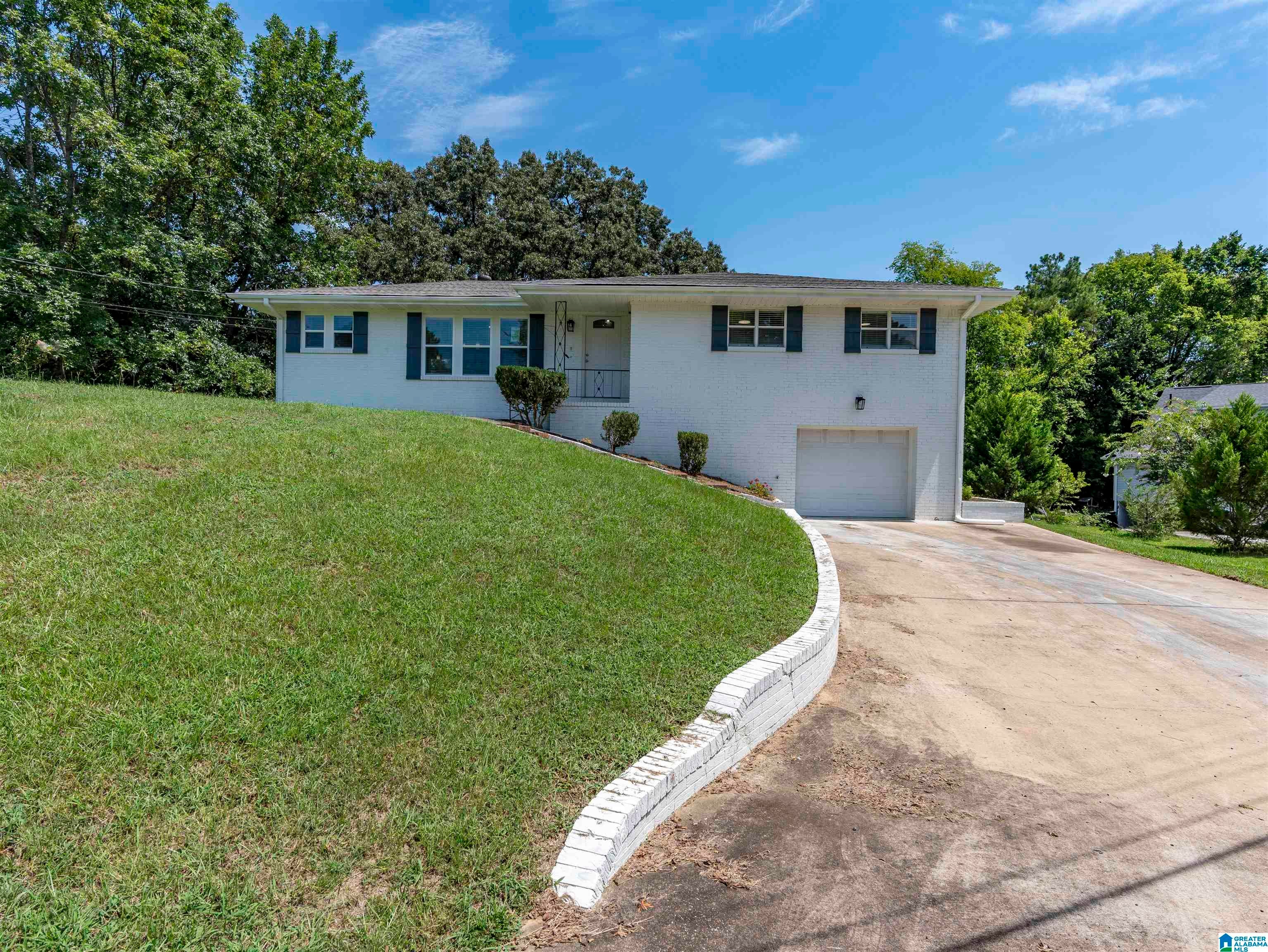 2500 HIGHVIEW ROAD