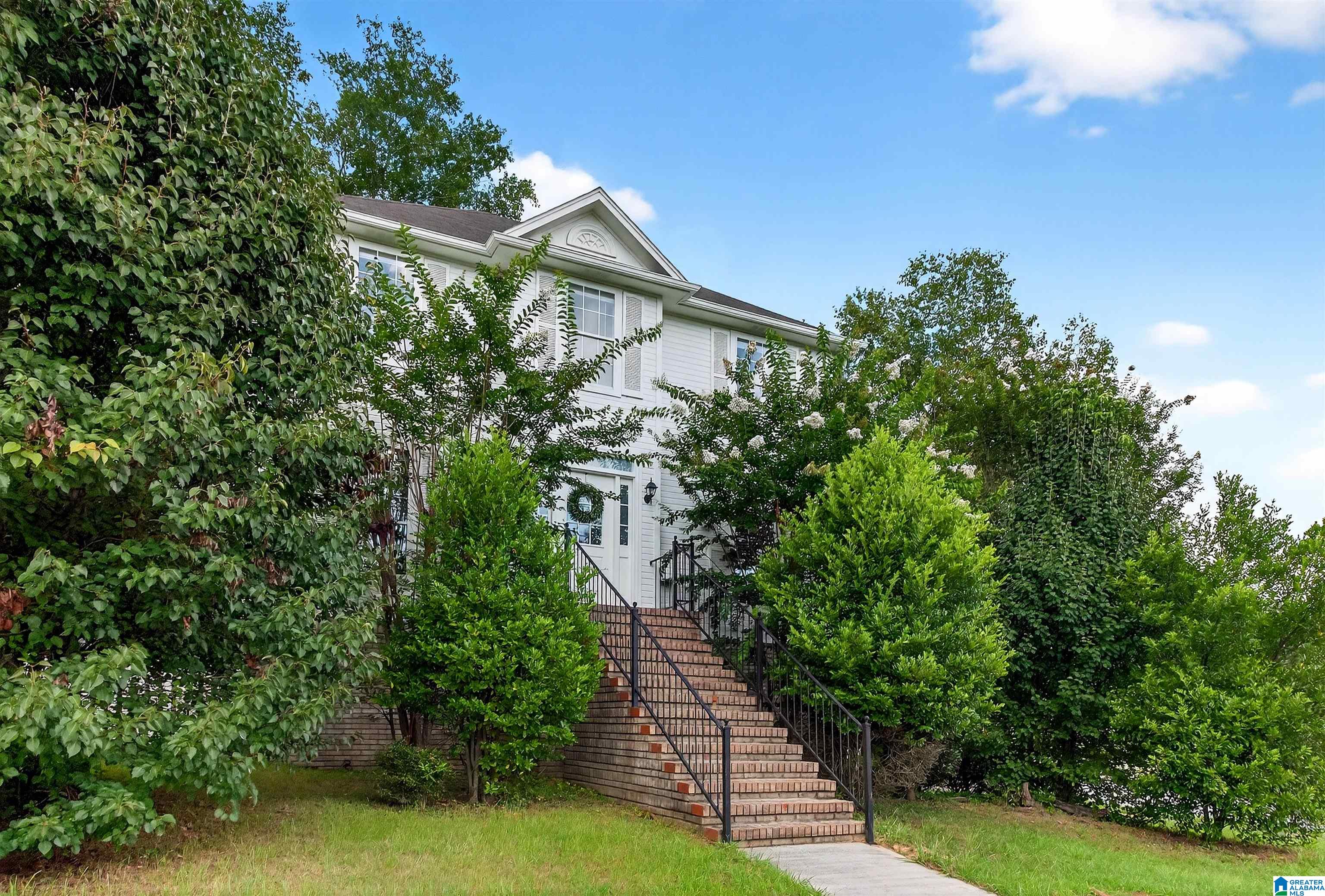 2105 RUSSET MEADOWS LANE